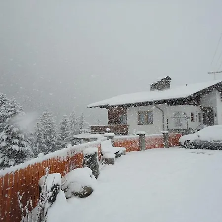 Guest house Haus Dorfblick Pragraten